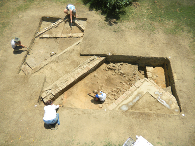 Overall photo of the Calvert House excavations.