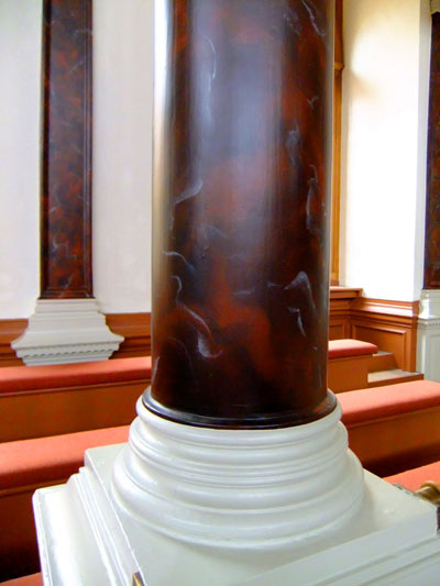 Sheldonain-close-up-of-column