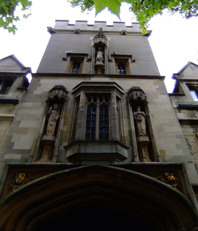 St.-Johns-college-entrance