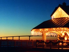 Local tourism Calvert County - image of Solomons gazebo