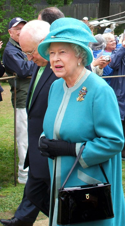 Queen-Elizabeth-at-Jamestown-2008